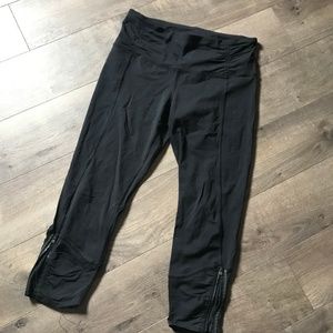 Lululemon gym pants